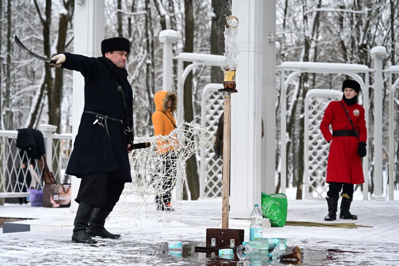 Зимний парк — это не только красота, но и отличное место для активного отдыха Зимний парк — это не только красота, но и отличное место для активного отдыха