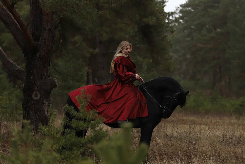 #ЗаПределамиСлужбы: старший лейтенант полиции Яна Шилина в гармонии с символом года #ЗаПределамиСлужбы: старший лейтенант полиции Яна Шилина в гармонии с символом года