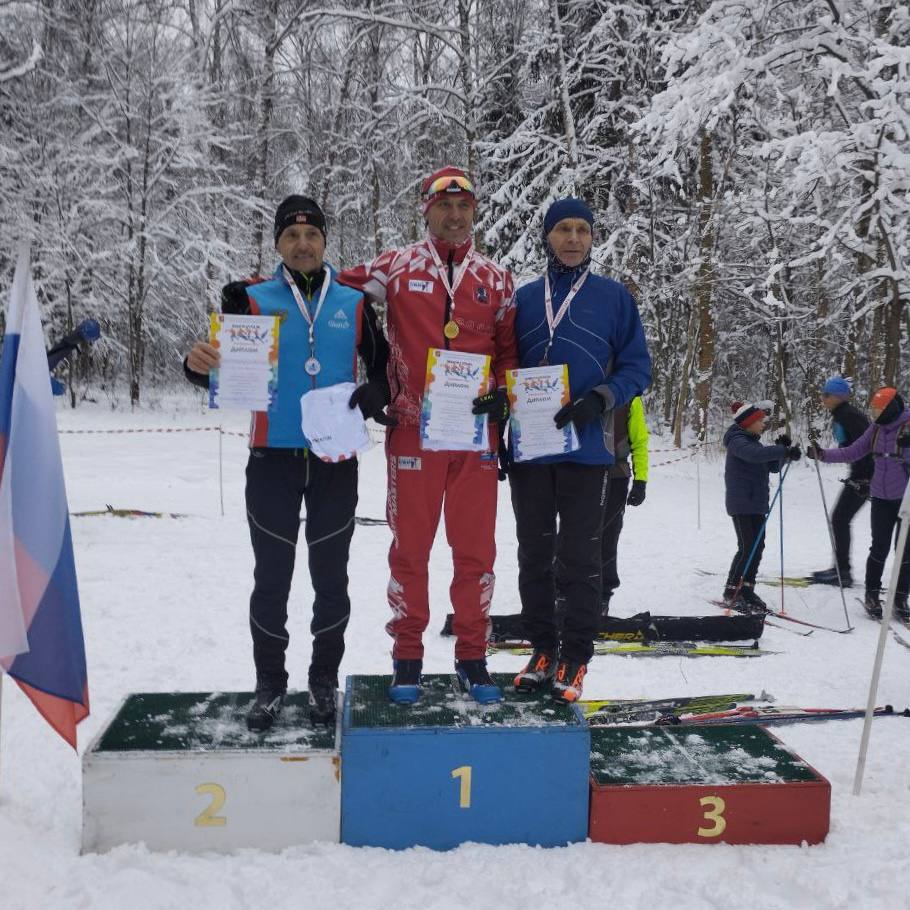 На электростальской трассе "Солонога" прошли соревнования городского округа по лыжным гонкам На электростальской трассе "Солонога" прошли соревнования городского округа по лыжным гонкам
