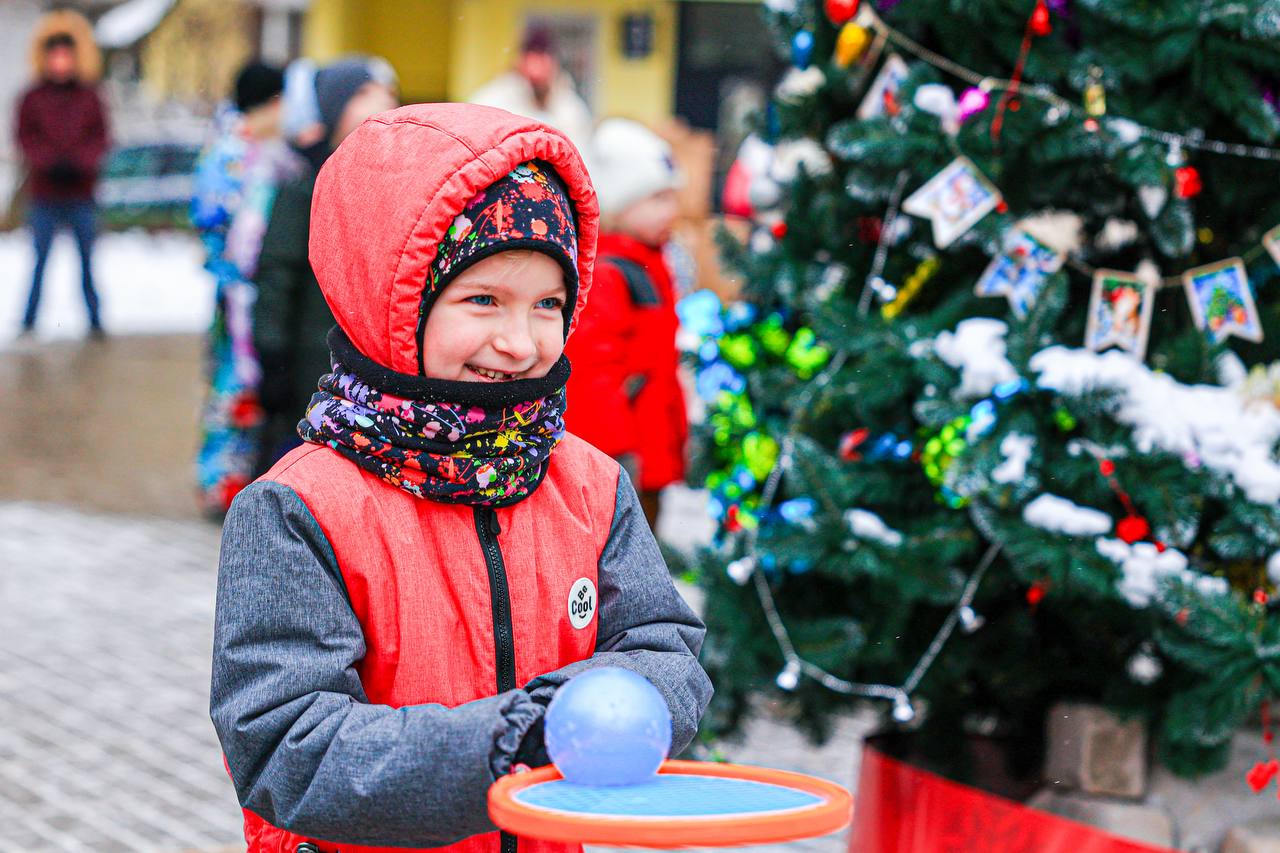 Юлия Купецкая: В городском округе Мытищи продолжаются праздничные мероприятия на дворовых территориях Юлия Купецкая: В городском округе Мытищи продолжаются праздничные мероприятия на дворовых территориях