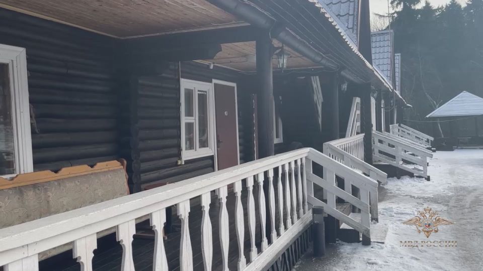 ����� ����: ����� ����������� � �������� ������ ������ ������ ���� ������ �� ������� ����������� � ������ ��������, � ����� � ������ ������������� �������