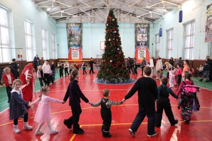 В Военном городке Долгопрудного прошла праздничная ёлка