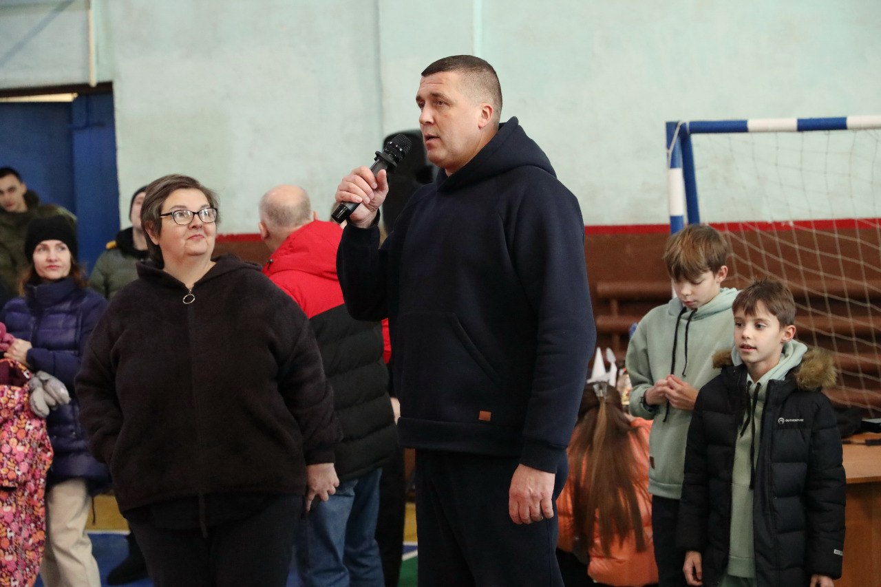 В Военном городке Долгопрудного прошла праздничная ёлка В Военном городке Долгопрудного прошла праздничная ёлка