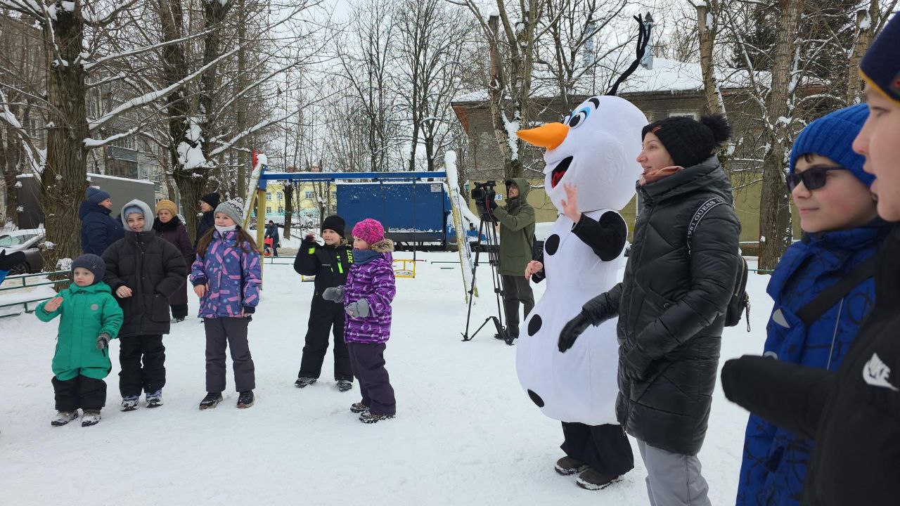 Зимний праздник для детей организовало коммунальное предприятие Люберец Зимний праздник для детей организовало коммунальное предприятие Люберец