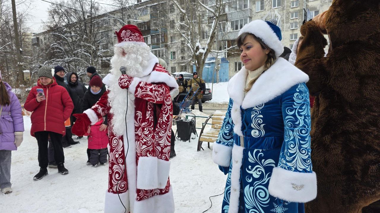 Зимний праздник для детей организовало коммунальное предприятие Люберец