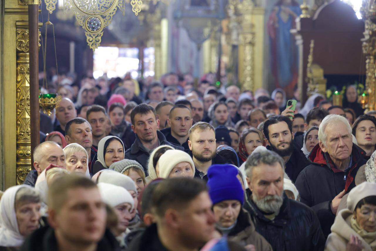 Григорий Артамонов: Сегодня встретил Рождество в Троицком храме вместе с православными подольчанами Григорий Артамонов: Сегодня встретил Рождество в Троицком храме вместе с православными подольчанами