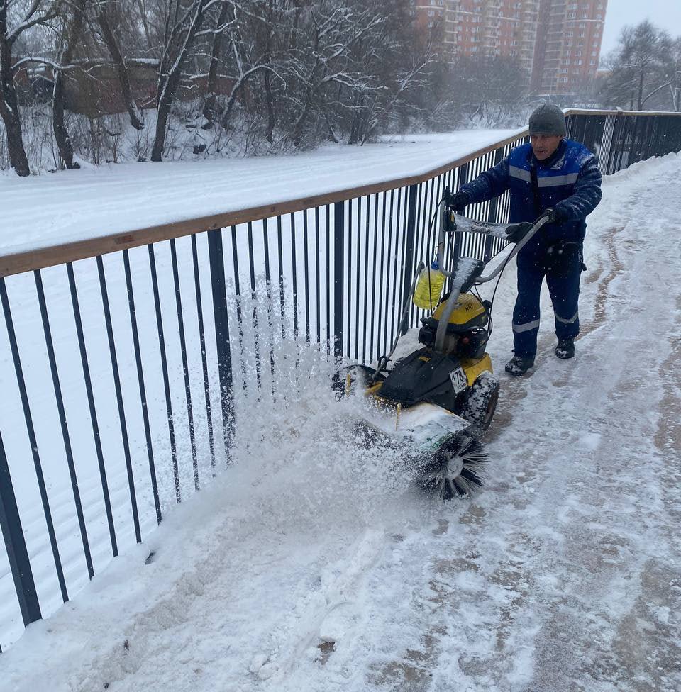 Михаил Собакин: С целью контроля содержание внутридворовых территорий и общественных пространств в зимний период провел обход улиц Ильича, Чехова, Дружбы, набережной реки Теребенка и бульвара им. А.П. Чехова Михаил Собакин: С целью контроля содержание внутридворовых территорий и общественных пространств в зимний период провел обход улиц Ильича, Чехова, Дружбы, набережной реки Теребенка и бульвара им. А.П. Чехова