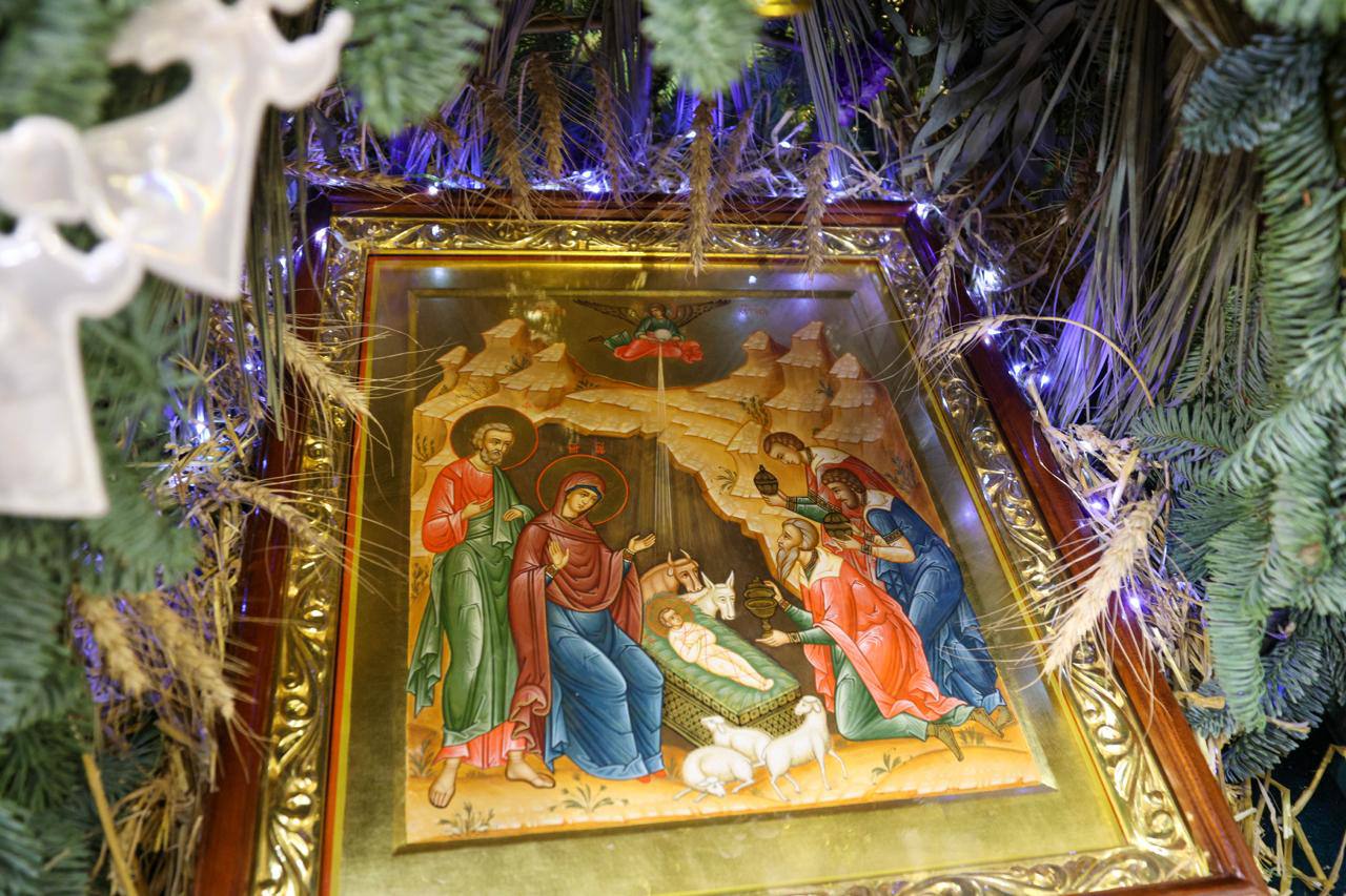 Григорий Артамонов: Сегодня встретил Рождество в Троицком храме вместе с православными подольчанами Григорий Артамонов: Сегодня встретил Рождество в Троицком храме вместе с православными подольчанами