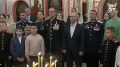 Владимир Путин встречает Рождество в одном из храмов Подмосковья вместе с военнослужащими из зоны СВО и их семьями
