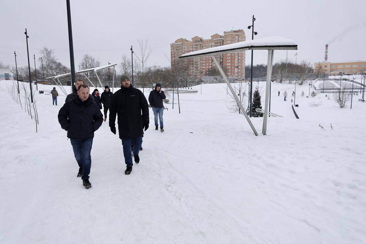 Михаил Собакин: С целью контроля содержание внутридворовых территорий и общественных пространств в зимний период провел обход улиц Ильича, Чехова, Дружбы, набережной реки Теребенка и бульвара им. А.П. Чехова Михаил Собакин: С целью контроля содержание внутридворовых территорий и общественных пространств в зимний период провел обход улиц Ильича, Чехова, Дружбы, набережной реки Теребенка и бульвара им. А.П. Чехова