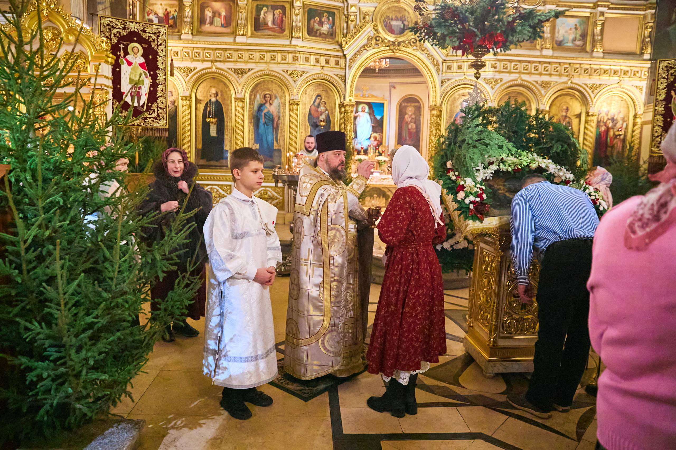 Константин Михальков: От всего сердца поздравляю вас со светлым праздником – Рождеством Христовым! Константин Михальков: От всего сердца поздравляю вас со светлым праздником – Рождеством Христовым!