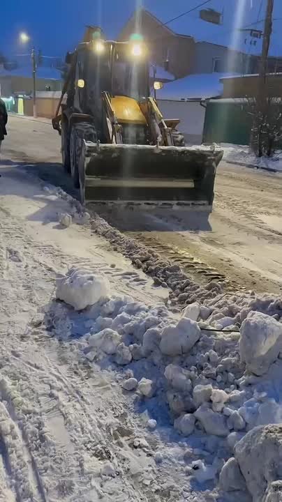 Александр Гречищев: Метеорологи обещают нам непростую погоду: продолжение снегопада в ближайшие два дня, сильный ветер и метель, гололедицу и снежные заносы