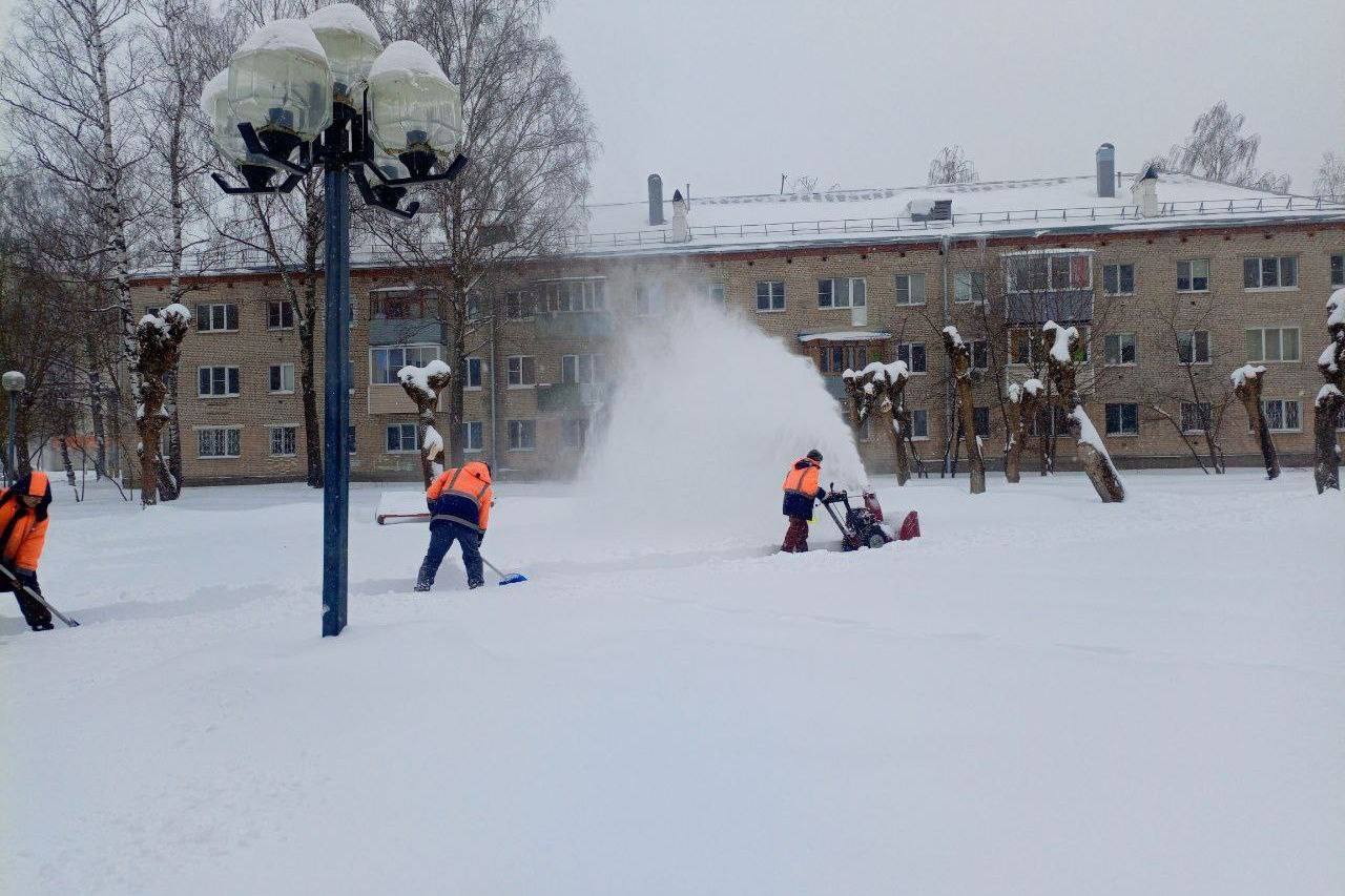 Работа по ликвидации последствий снегопада в городском округе Серпухов продолжается в круглосуточном режиме Работа по ликвидации последствий снегопада в городском округе Серпухов продолжается в круглосуточном режиме
