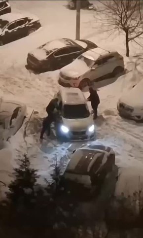 Сугробы в Москве побьют рекорд высоты к вечеру