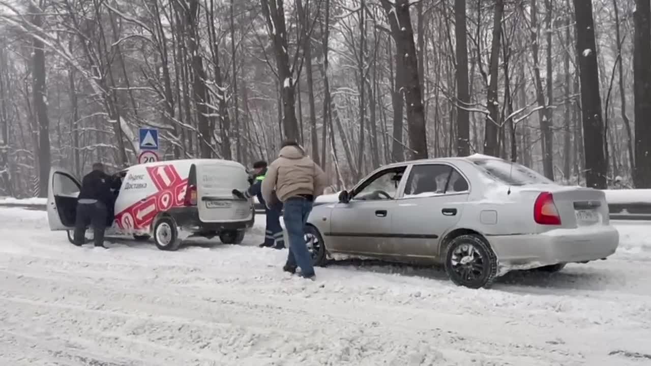 Автоинспекторы Подмосковья продолжают нести службу в усиленном режиме