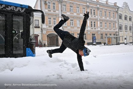 На Москву и Подмосковье обрушился сильнейший снегопад