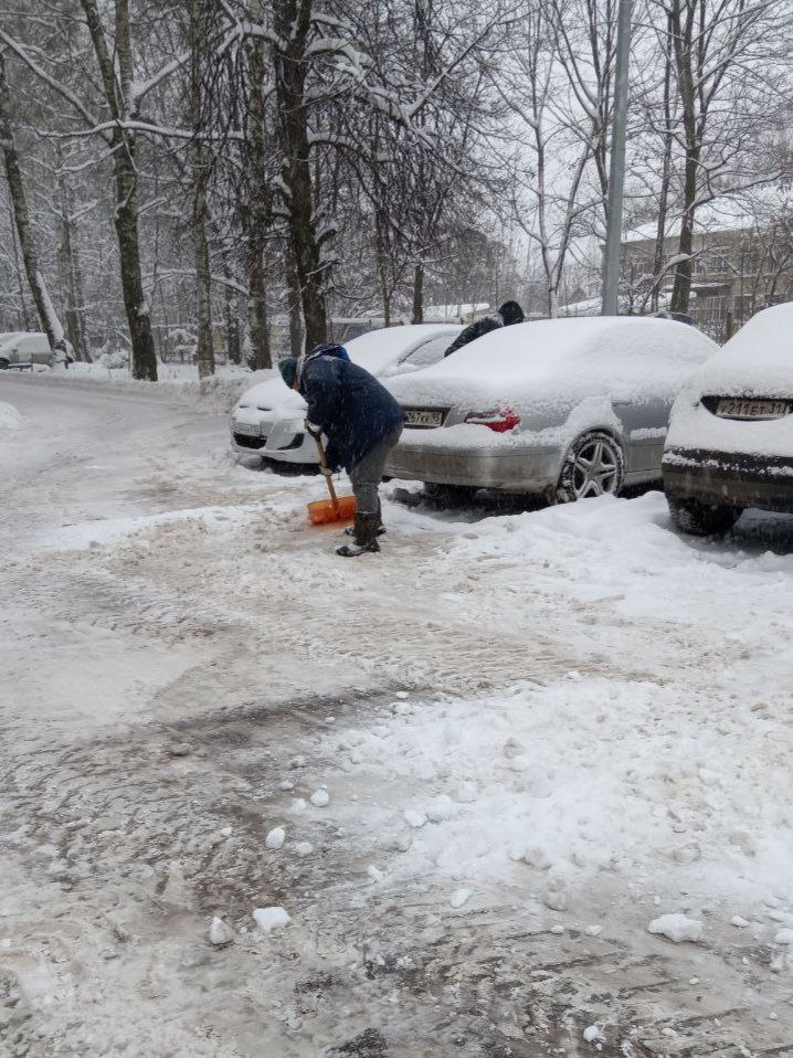 Уборка снега в городском округе не останавливается! Уборка снега в городском округе не останавливается!