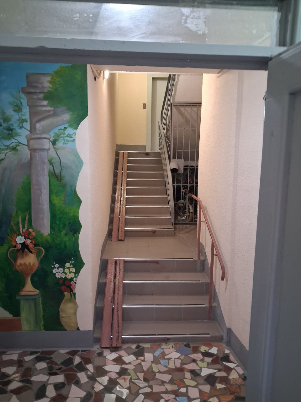 Ремонт 130 подъездов провели в Балашихе в 2025 году Ремонт 130 подъездов провели в Балашихе в 2025 году