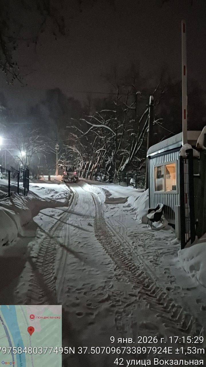 Спецтехника продолжает расчистку дорог! Спецтехника продолжает расчистку дорог!