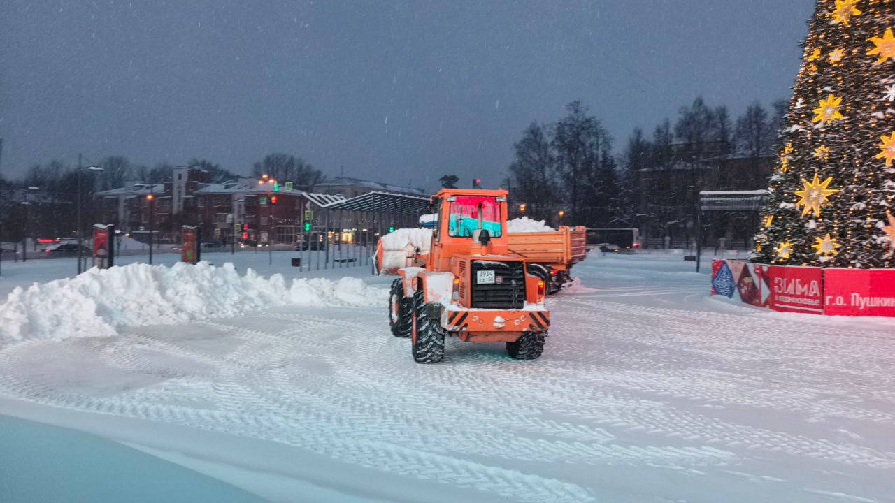 Максим Красноцветов: Наш регион накрыл один из самых сильных снегопадов за последнее время Максим Красноцветов: Наш регион накрыл один из самых сильных снегопадов за последнее время