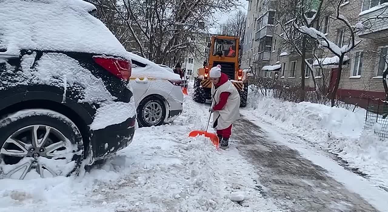 Вторые сутки поединка со стихией