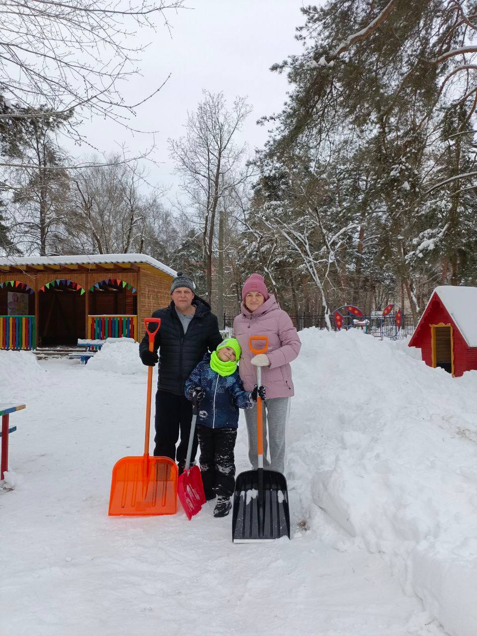 Когда мы вместе — нам по плечу любые испытания Когда мы вместе — нам по плечу любые испытания