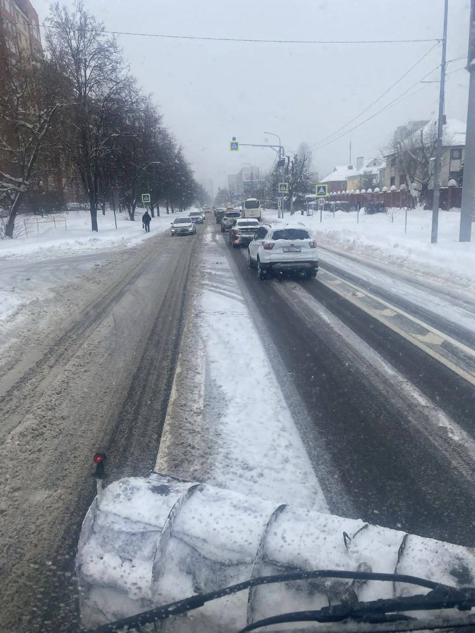 Уборка снега в Долгопрудном продолжается в круглосуточном режиме Уборка снега в Долгопрудном продолжается в круглосуточном режиме