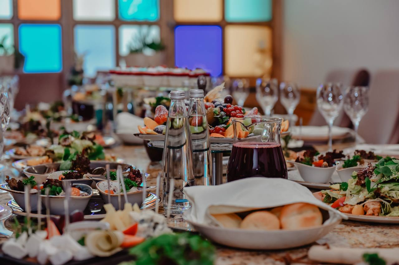 Закажем столик: 255 заведений общепита работают в Химках Закажем столик: 255 заведений общепита работают в Химках