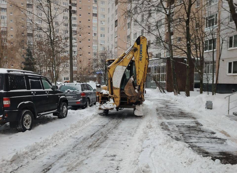 Игорь Трифонов: Продолжаем ликвидацию последствий снегопада Игорь Трифонов: Продолжаем ликвидацию последствий снегопада