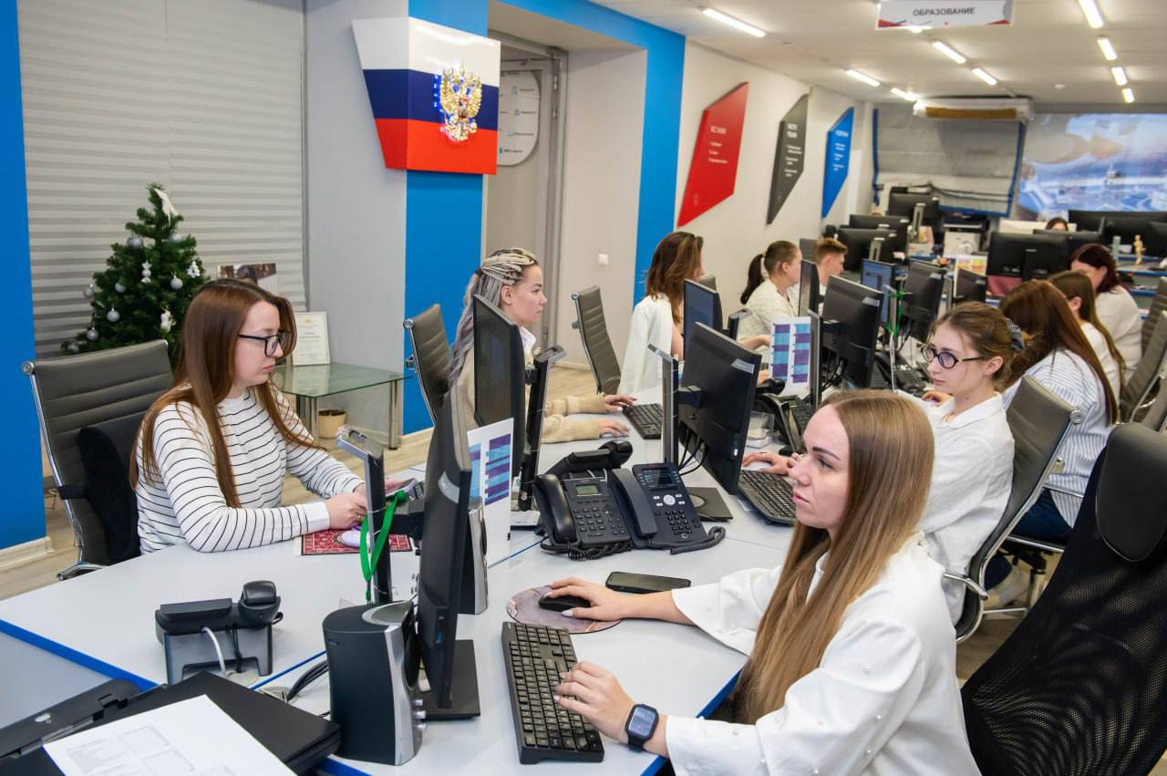 Татьяна Витушева: Разобрали работу муниципального Центра управления регионом – системы, которая на сегодня стала надежным помощником администрации, помогает вести мониторинг ситуации на территории, оперативно решать и... Татьяна Витушева: Разобрали работу муниципального Центра управления регионом – системы, которая на сегодня стала надежным помощником администрации, помогает вести мониторинг ситуации на территории, оперативно решать и...