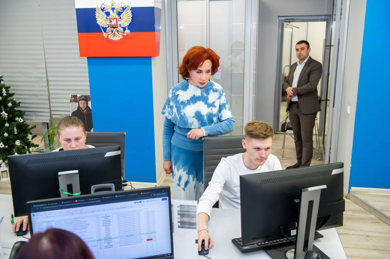 Татьяна Витушева: Разобрали работу муниципального Центра управления регионом – системы, которая на сегодня стала надежным помощником администрации, помогает вести мониторинг ситуации на территории, оперативно решать и... Татьяна Витушева: Разобрали работу муниципального Центра управления регионом – системы, которая на сегодня стала надежным помощником администрации, помогает вести мониторинг ситуации на территории, оперативно решать и...