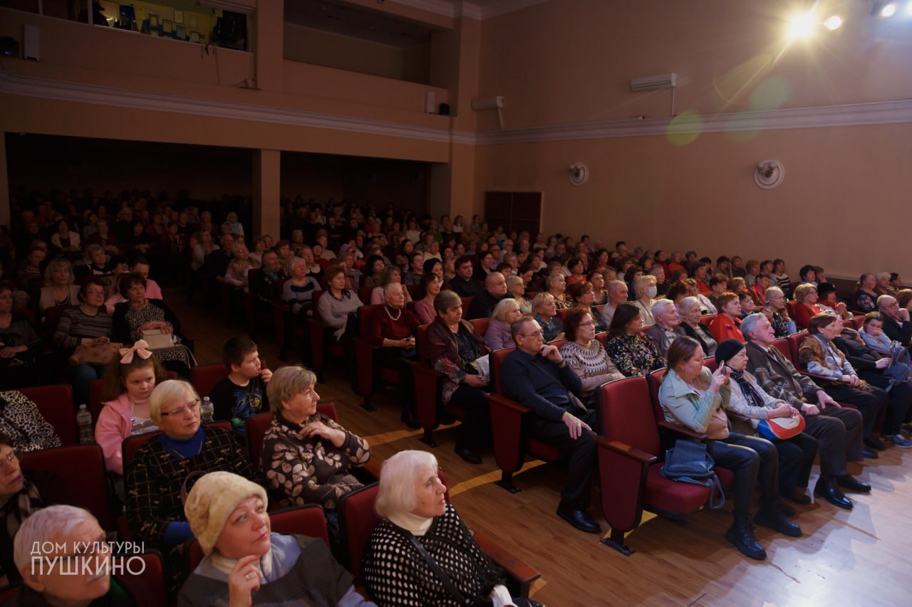 От духовных песнопений до рок-оперы: хор «Осанна» из Пушкино выступил на рождественском концерте От духовных песнопений до рок-оперы: хор «Осанна» из Пушкино выступил на рождественском концерте