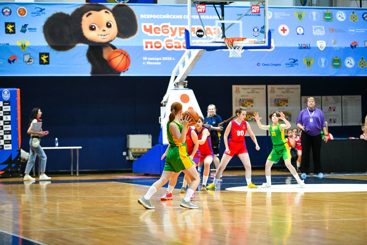 100 юных баскетболистов примут участие в турнире «Кубок Чебурашки» 100 юных баскетболистов примут участие в турнире «Кубок Чебурашки»