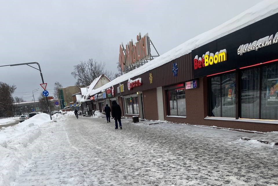 В Мытищах проверили состояние территорий вокруг торговых объектов В Мытищах проверили состояние территорий вокруг торговых объектов
