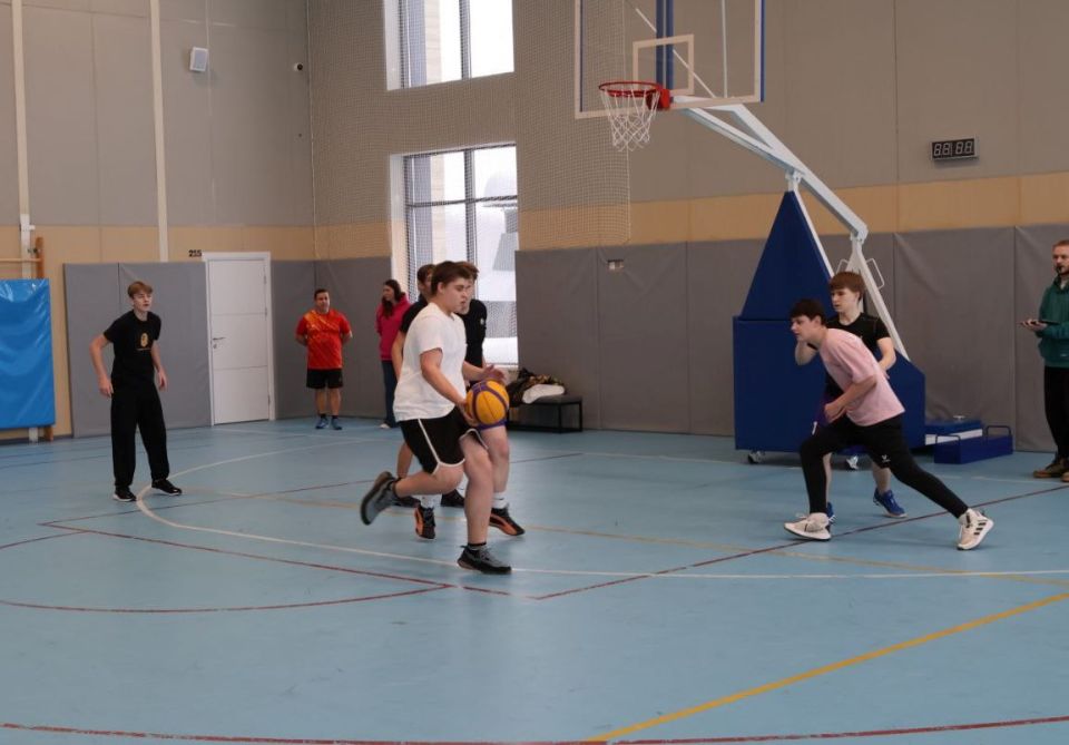 � ������� ������ ������������ �� ���������� � ������ ������ �������� ����