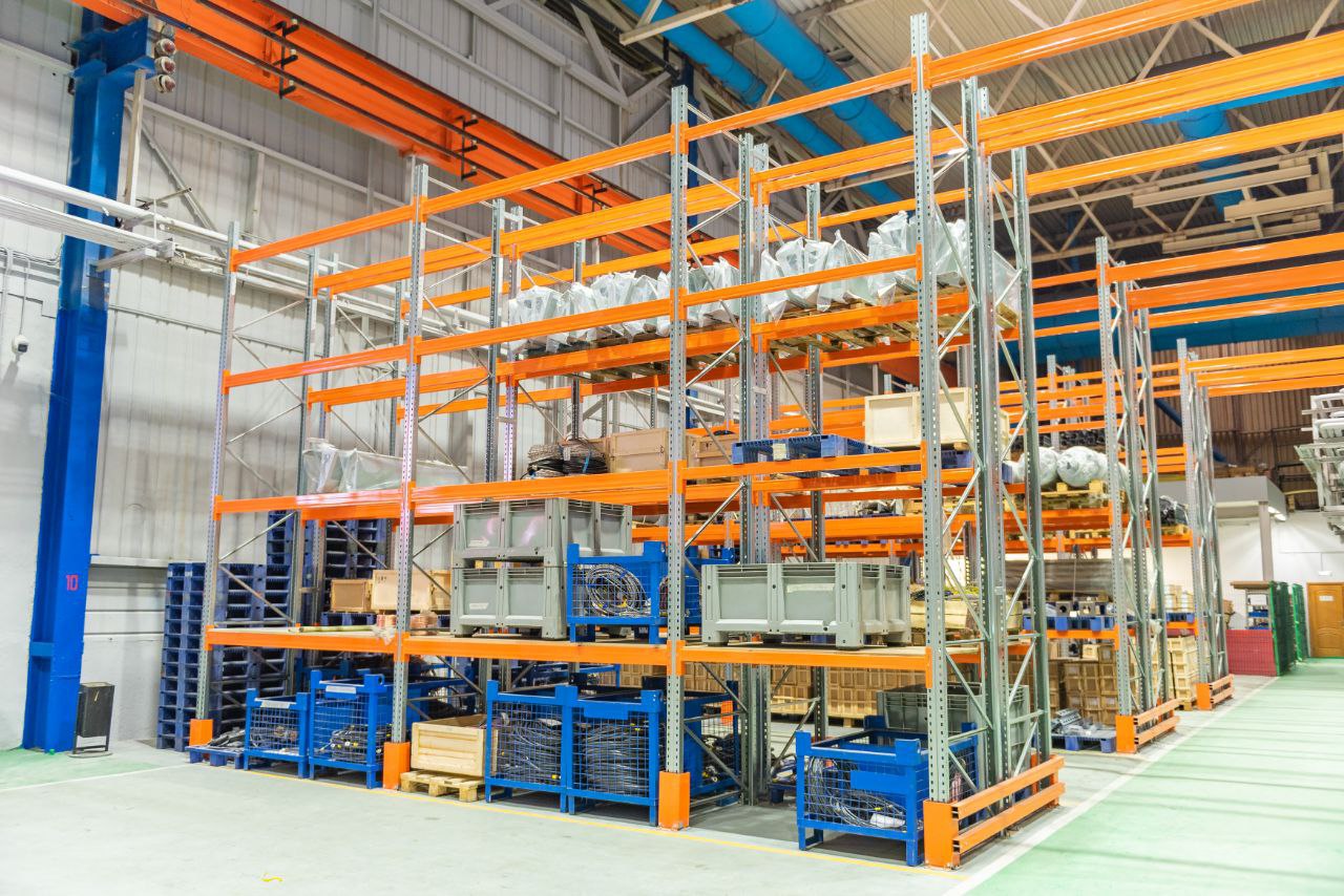На ДМЗ запущен новый современный склад