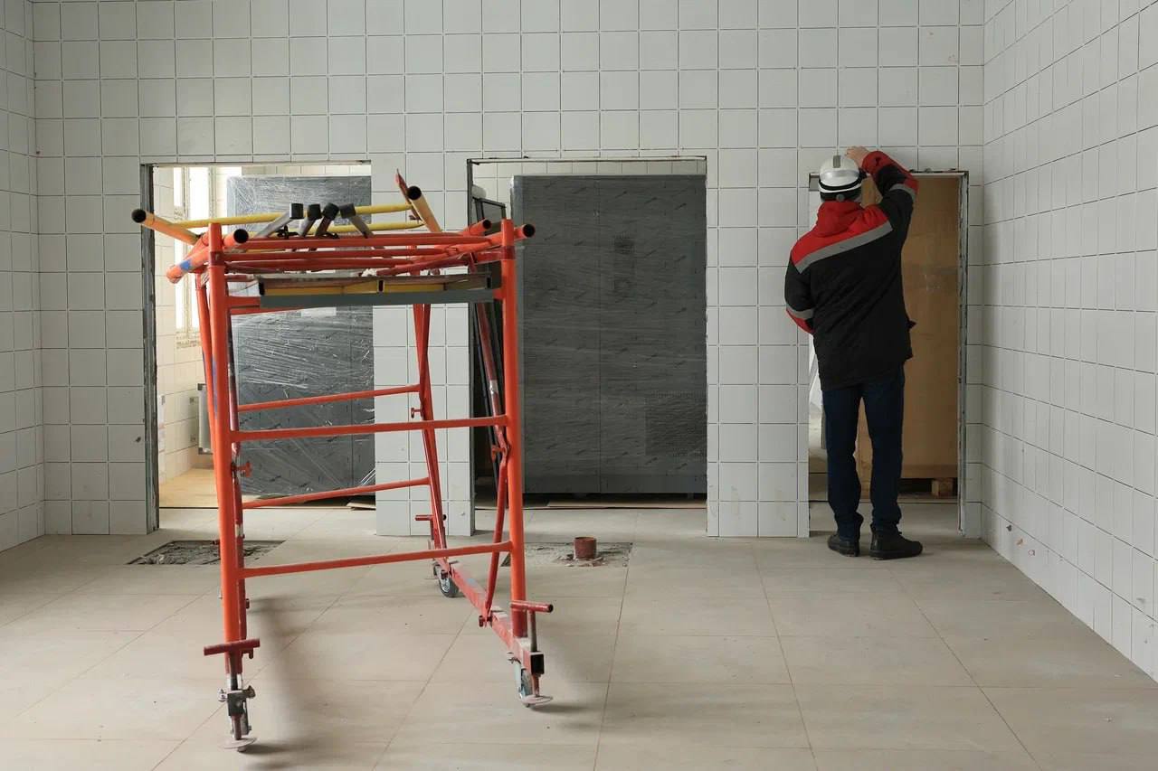 Игорь Трифонов: В нашем городе продолжается строительство новой комплексной поликлиники для взрослых и детей на улице Циолковского Игорь Трифонов: В нашем городе продолжается строительство новой комплексной поликлиники для взрослых и детей на улице Циолковского