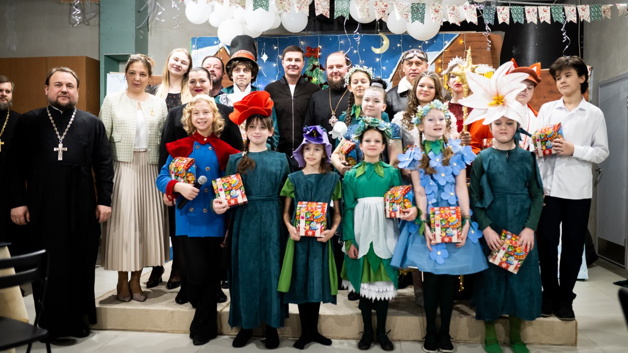 Владимир Волков: Сегодня, в день памяти Василия Великого, Божественную литургию в Преображенском соборе возглавил архиепископ Подольский и Люберецкий Аксий