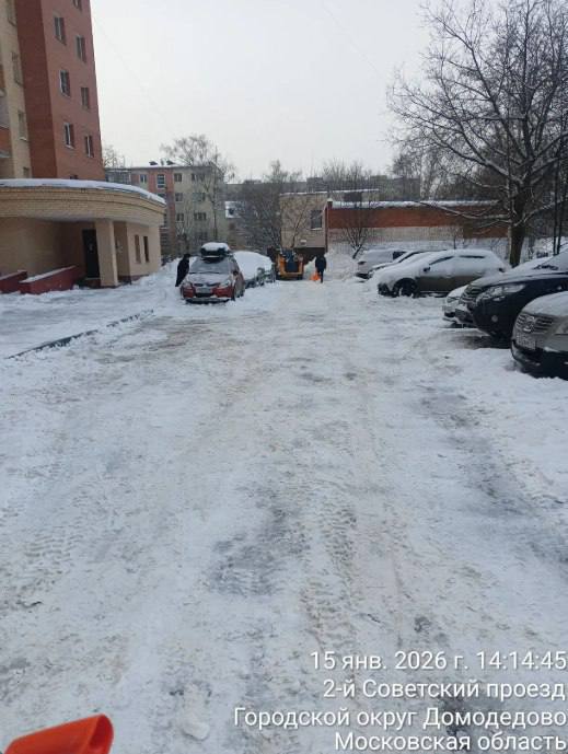 Сегодня была проведена запланированная механизированная уборка во дворах и на дорогах округа Сегодня была проведена запланированная механизированная уборка во дворах и на дорогах округа