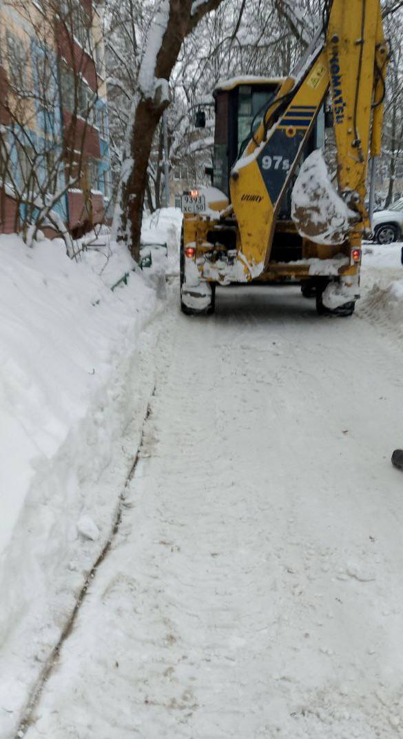 Работа кипит! Продолжаем расчищать улицы нашего города Работа кипит! Продолжаем расчищать улицы нашего города
