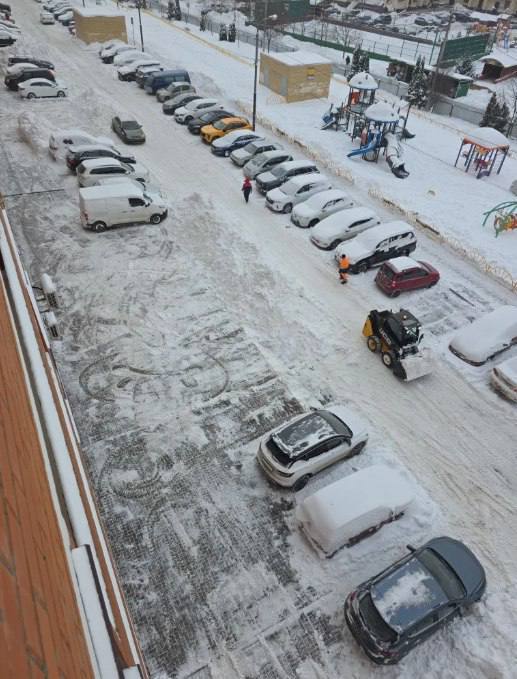 Сегодня была проведена запланированная механизированная уборка во дворах и на дорогах округа Сегодня была проведена запланированная механизированная уборка во дворах и на дорогах округа