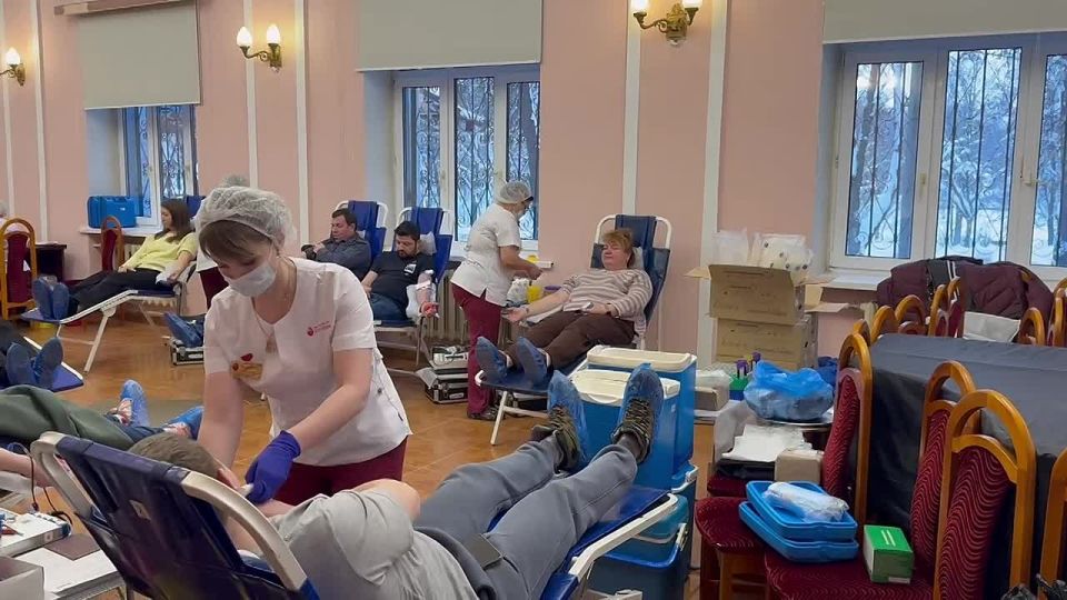 Сегодня в «розовой гостиной» Дворца культуры прошел День донора