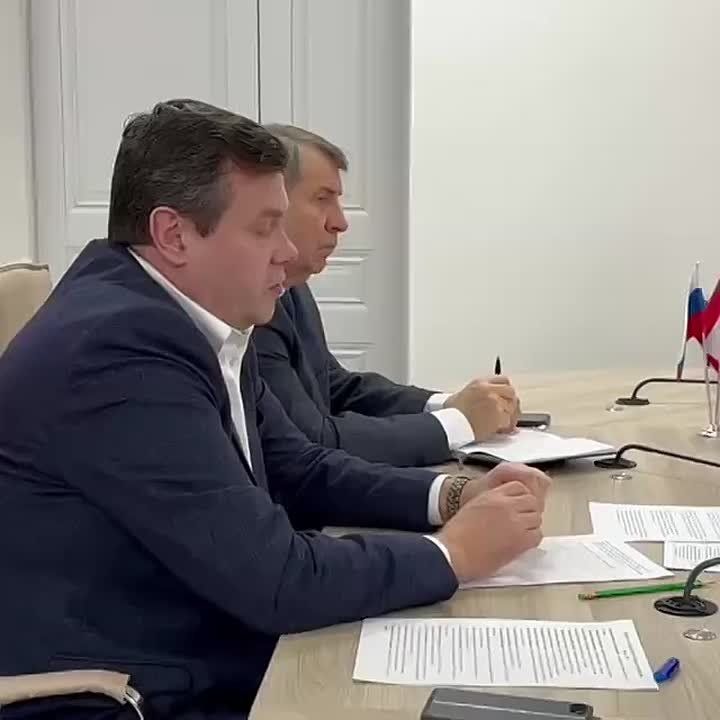 Александр Гречищев: Ежедневно на заседании штаба мониторим вопросы уборки и вывоза снега