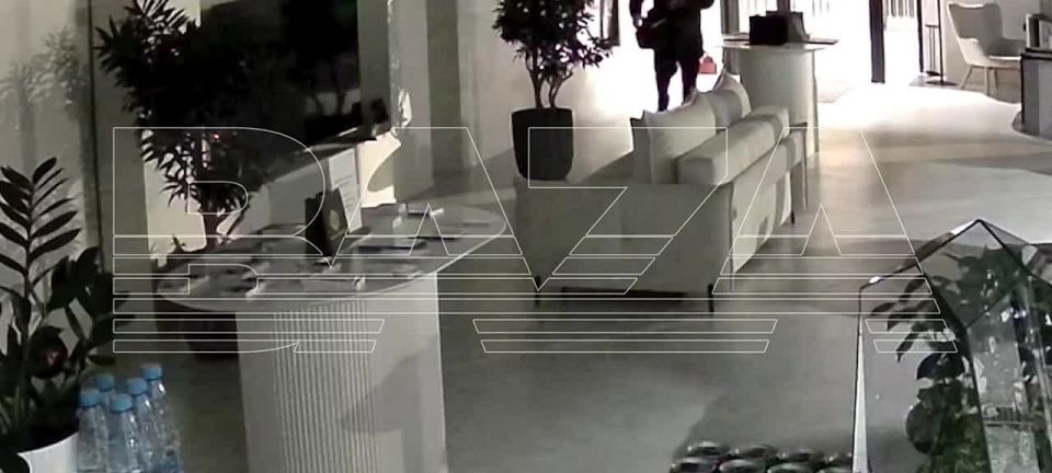 �� �������� ������� � ������ ������� 51 iPhone �� ����� ����� 4 ��� ������