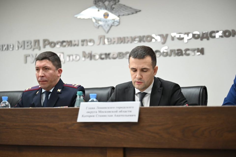 В УМВД России по Ленинскому округу состоялось мероприятие, посвящённое результатам оперативно-служебной деятельности за 2025 год