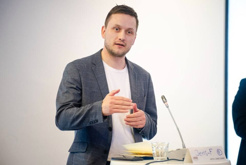 �������-������� ���������� ����-�������� �������: �� ��������� � ��������, � ������� ������� �� ������ ���������