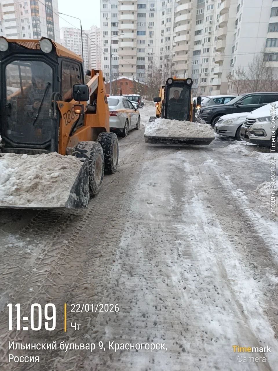 Коммунальные и дорожные службы Красногорска продолжают работу в режиме повышенной готовности Коммунальные и дорожные службы Красногорска продолжают работу в режиме повышенной готовности