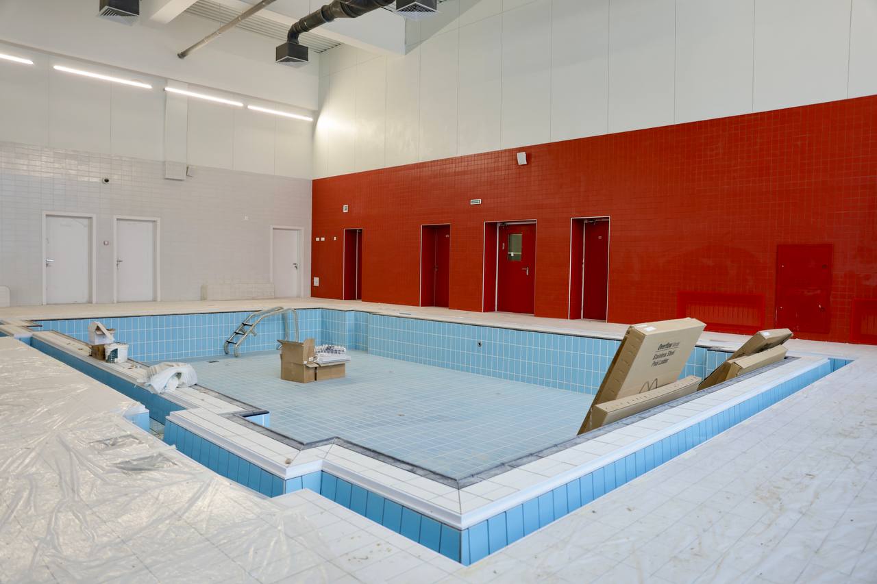 Андрей Воробьев: В микрорайоне Катюшки скоро заработает новый ФОК с бассейном — строительная готовность 93%, открытие запланировано на март Андрей Воробьев: В микрорайоне Катюшки скоро заработает новый ФОК с бассейном — строительная готовность 93%, открытие запланировано на март