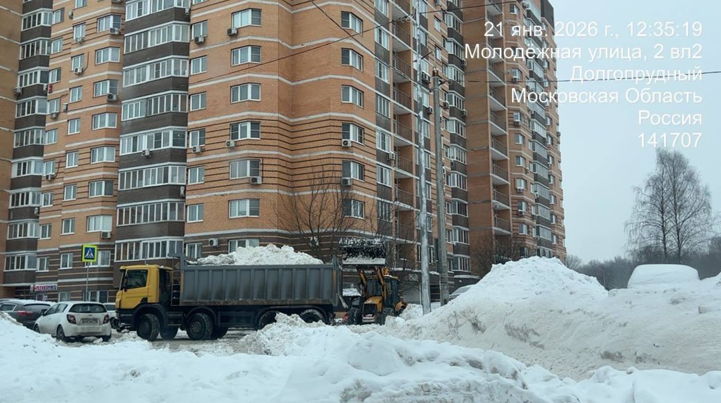 Уборка снега: заместители главы Долгопрудного провели контрольный объезд округа Уборка снега: заместители главы Долгопрудного провели контрольный объезд округа
