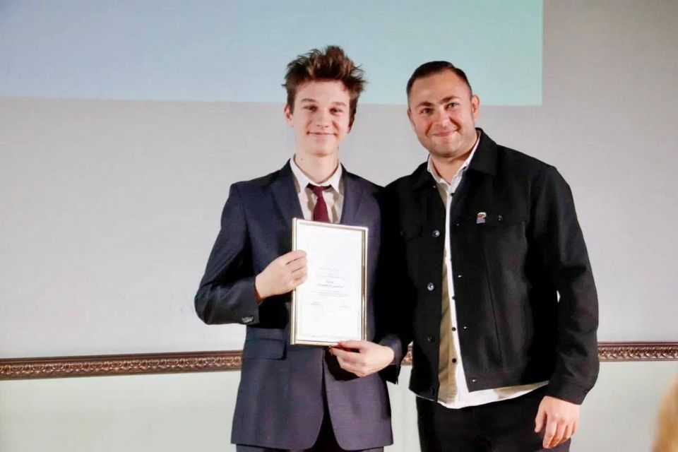 � ���� �������� ������ ������ �����������, ������������ �� ��� ����������� ������������